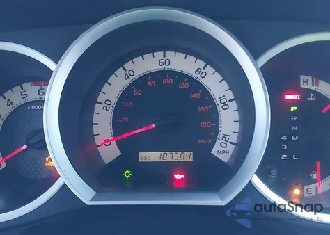 2011 Toyota Tacoma Base V6 z USA, uszkodzony, nr VIN 3TMLU4EN7BM074531